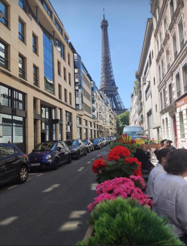 דירות פריז Sejour Au Pied De La Tour Eiffel מראה חיצוני תמונה